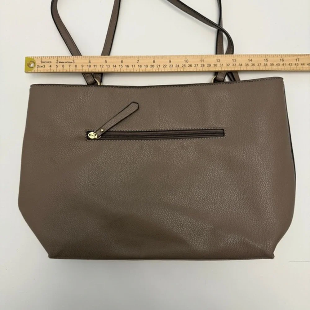Mathew + Julian Pebble‎ Faux Leather Taupe Leopard Lining Tote Bag Large